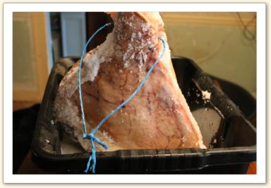 Prparation d'un jambon sec, uncoinpourvous.com